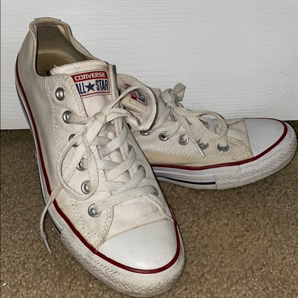 Women’s Converse Chuck Taylor White Size 9